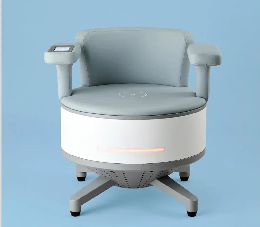 The Tesla chair at SKINLAB, Deal